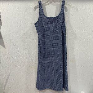 Columbia women's L, PFG, sleeveless dress in navy/white polka dot w/omni-freeze